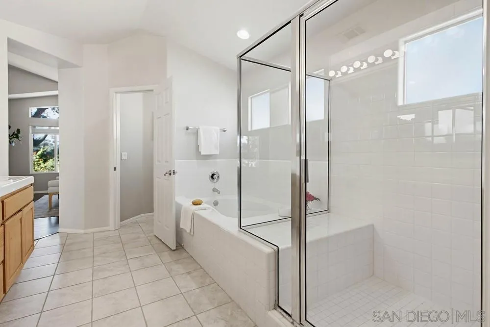 5423 Foxtail Loop, Carlsbad, California 92010 home-pic-34