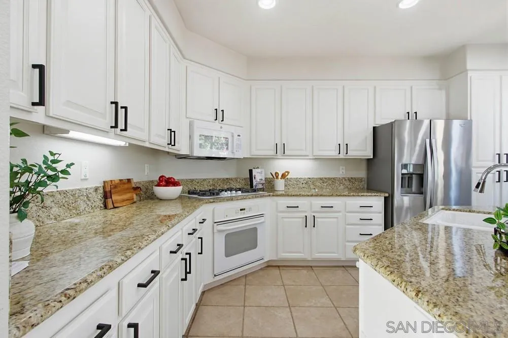 5423 Foxtail Loop, Carlsbad, California 92010 home-pic-12