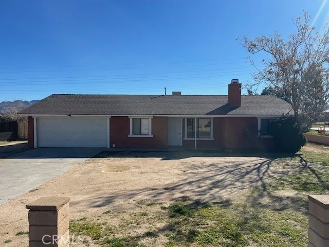 16233 Rodeo, Hesperia, California 92345