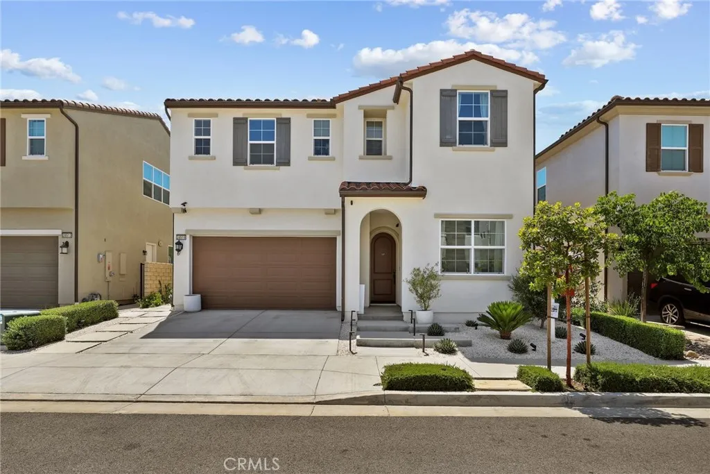 28519 Moyer Lane, Canyon Country, California 91351 home-pic-1