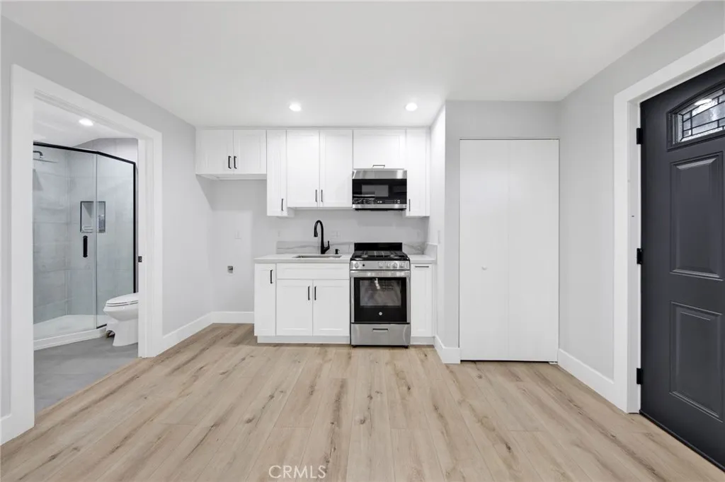 ADU