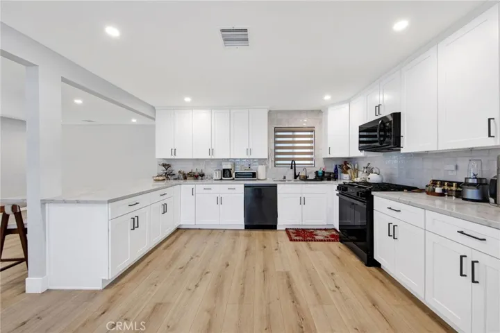 Main Unit Kitchen