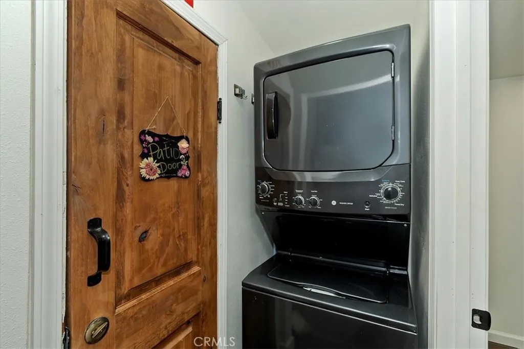 898 Brier Trail, Big Bear Lake, California 92315 home-pic-26