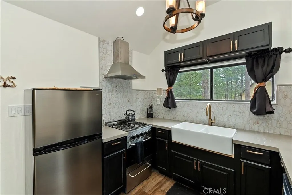 898 Brier Trail, Big Bear Lake, California 92315 home-pic-13