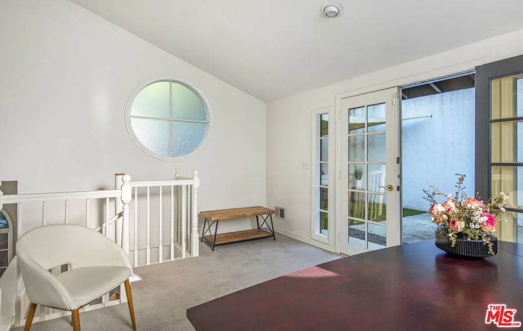 8032 Willow Glen Road, Los Angeles, California 90046 home-pic-22