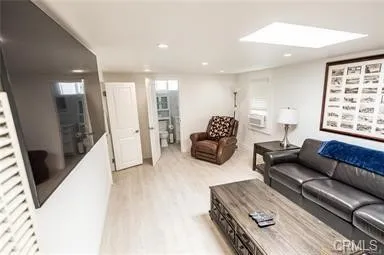1825 W Balboa Boulevard, Newport Beach, California 92663 home-pic-36