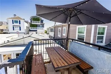 1825 W Balboa Boulevard, Newport Beach, California 92663 home-pic-27