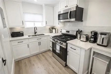 1825 W Balboa Boulevard, Newport Beach, California 92663 home-pic-16