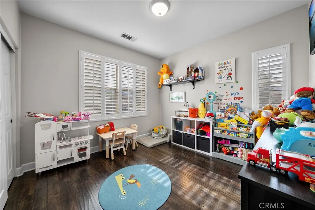 4457 Owens Street 101, Corona, California 92883 home-pic-17