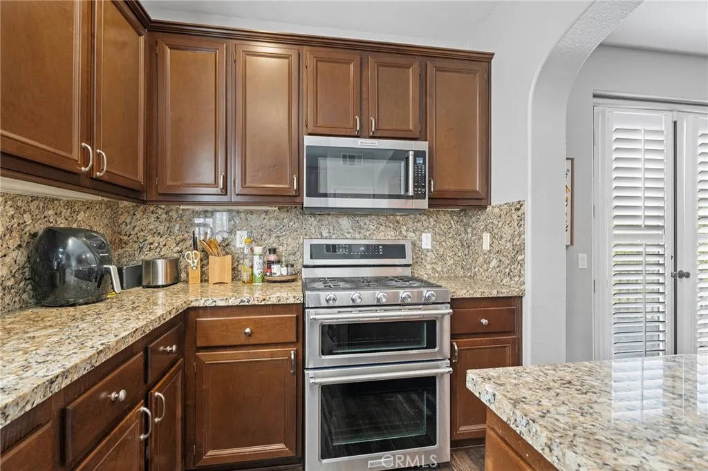4457 Owens Street 101, Corona, California 92883 home-pic-10