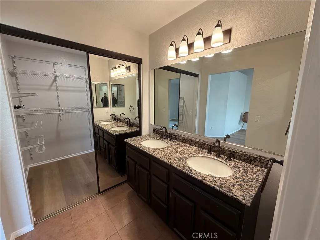14412 Mountain High, Fontana, California 92337 home-pic-17