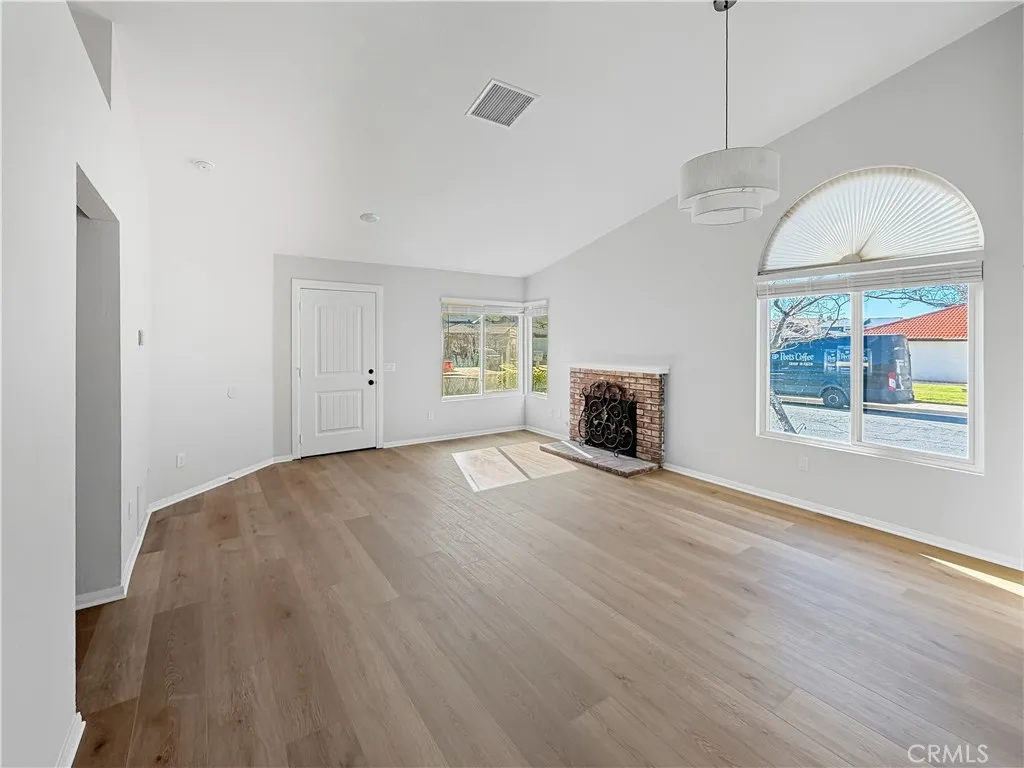 14412 Mountain High, Fontana, California 92337 home-pic-3