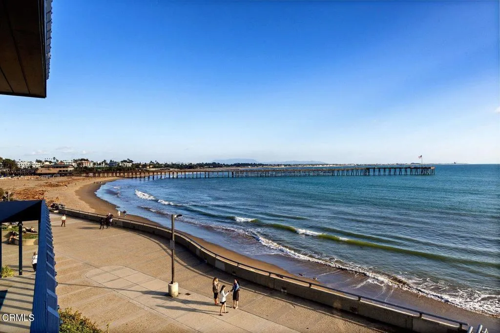 350 Paseo De Playa #202