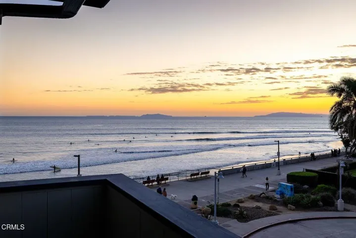 350 Paseo De Playa #202