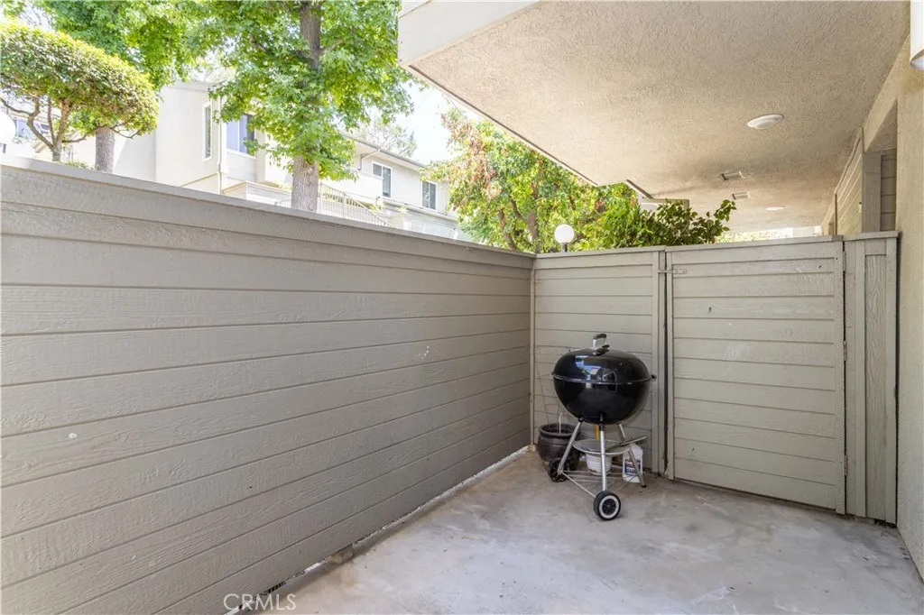 15786 Midwood, Granada Hills, California 91344 home-pic-23
