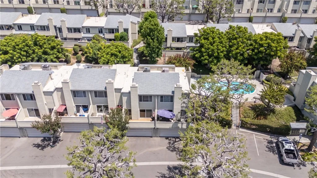 15786 Midwood, Granada Hills, California 91344 home-pic-31