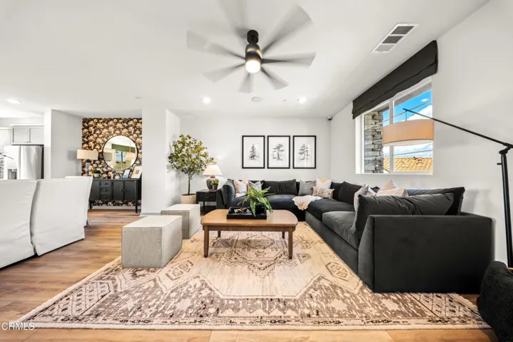 WH-MLS -Palmera Model B Living Room_-10