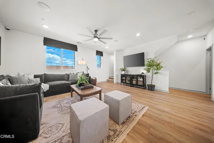 WH-MLS -Palmera Model B Living Room_-14