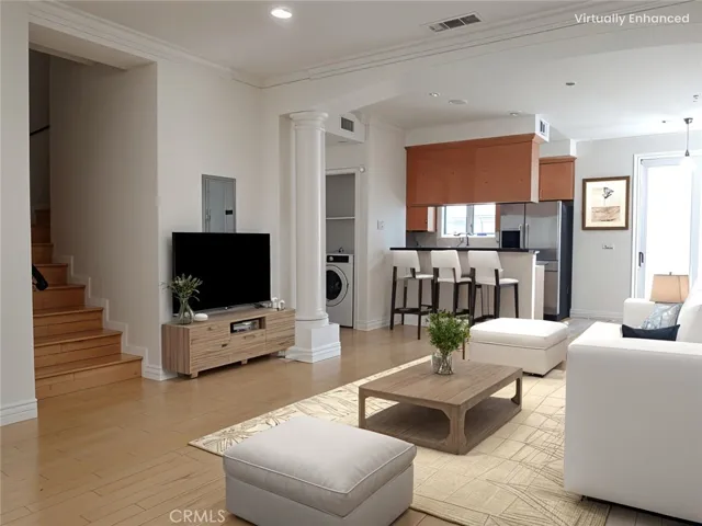 Virtually staged