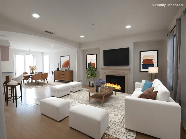Virtually staged