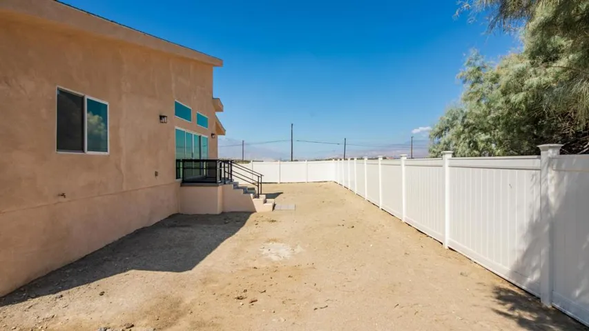 44-Were Focused 67855 Cactus Apple-44