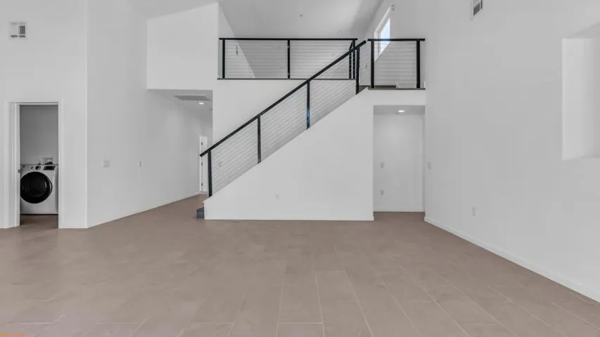 02-Were Focused 67855 Cactus Apple-2