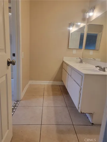 Upstairs bathroom