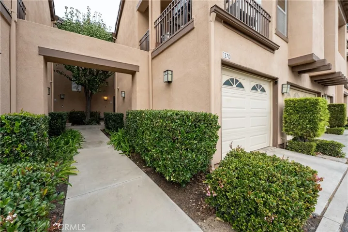 1370 S Country Glen, Anaheim Hills, California 92808