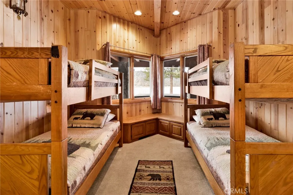 251 N Eureka Drive, Big Bear, California 92315 home-pic-32