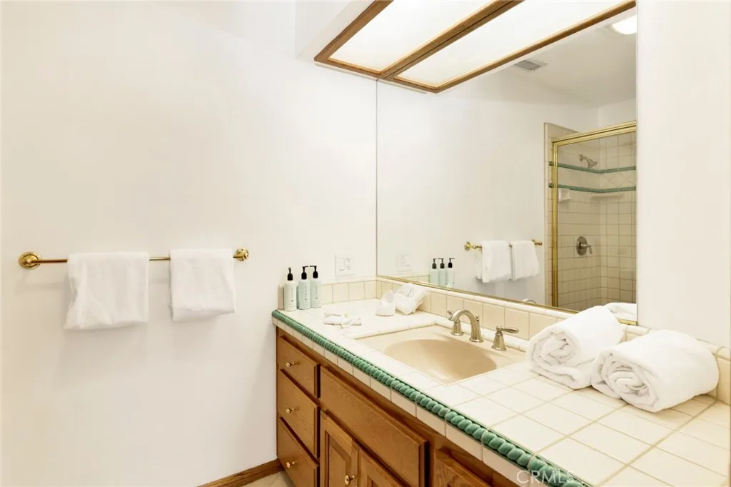 251 N Eureka Drive, Big Bear, California 92315 home-pic-43