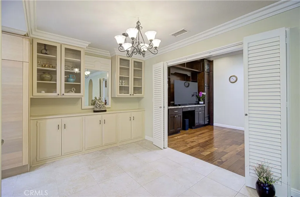 949 Calle Aragon Unit B, Laguna Woods, California 92637 home-pic-17