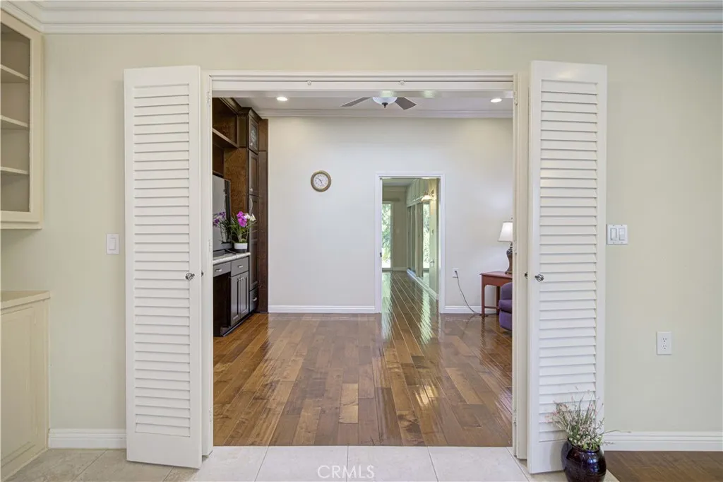 949 Calle Aragon Unit B, Laguna Woods, California 92637 home-pic-23