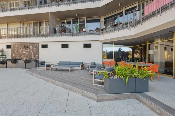 Building lobby featuring a high ceiling