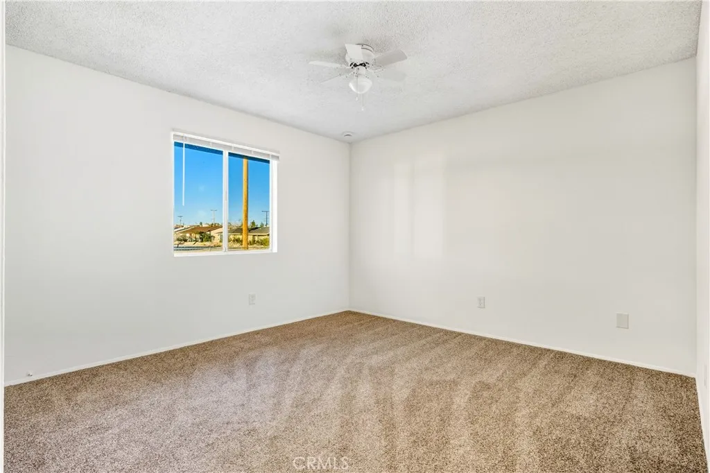 6206 Abronia, 29 Palms, California 92277 home-pic-26