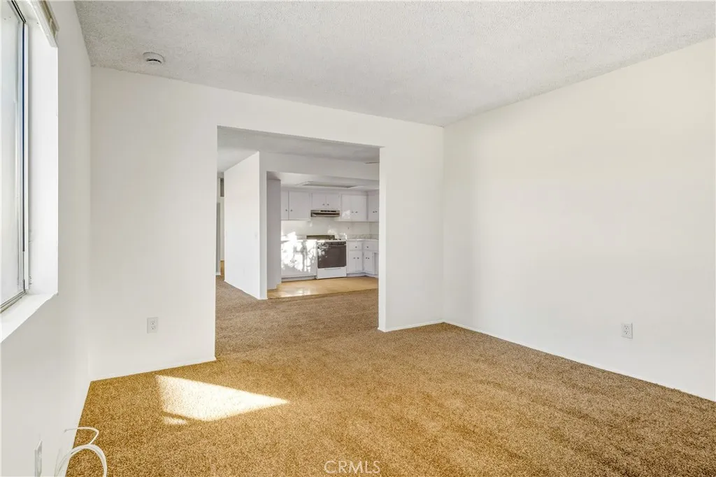 6206 Abronia, 29 Palms, California 92277 home-pic-15