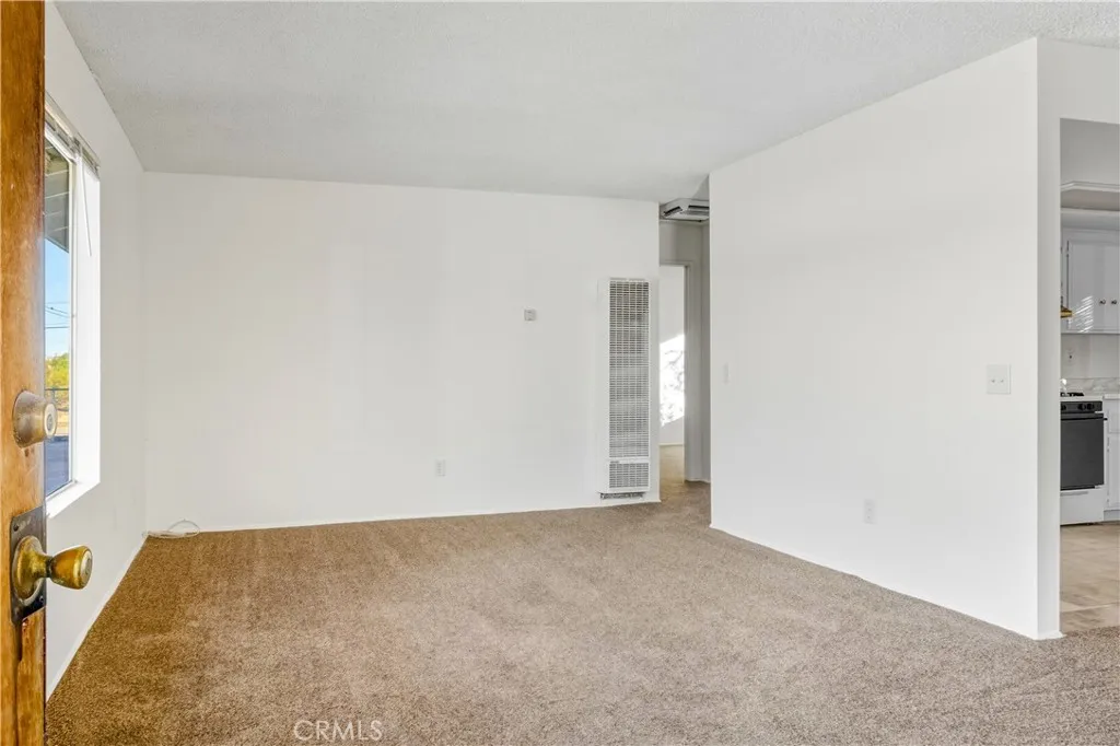 6206 Abronia, 29 Palms, California 92277 home-pic-7