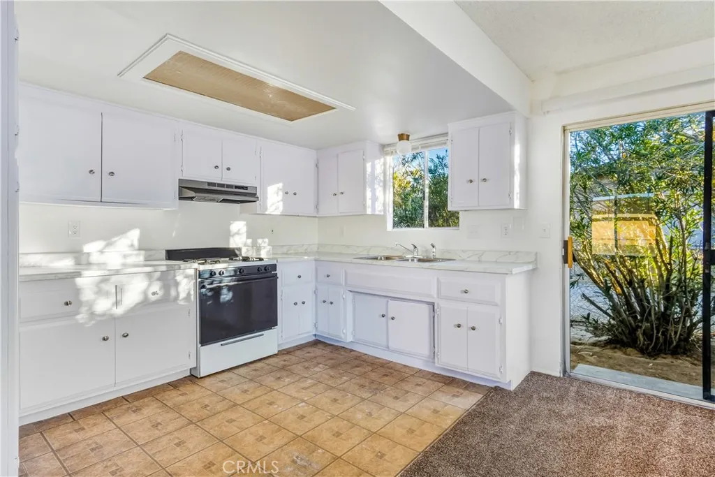6206 Abronia, 29 Palms, California 92277 home-pic-19