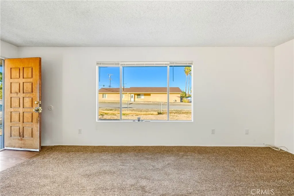 6206 Abronia, 29 Palms, California 92277 home-pic-6
