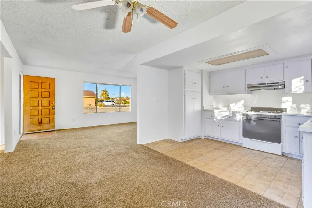 6206 Abronia, 29 Palms, California 92277 home-pic-21