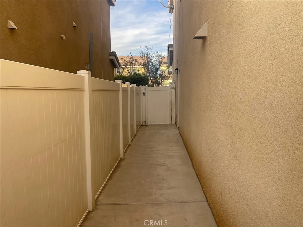 26871 Snow Canyon Circle, Moreno Valley, California 92555 home-pic-27