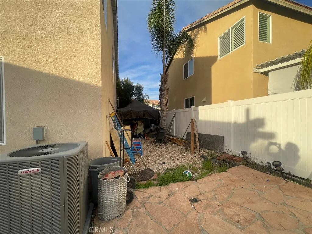 26871 Snow Canyon Circle, Moreno Valley, California 92555 home-pic-25