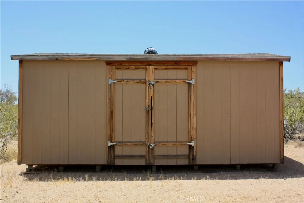 2029 Wamego, Landers, California 92285 home-pic-45