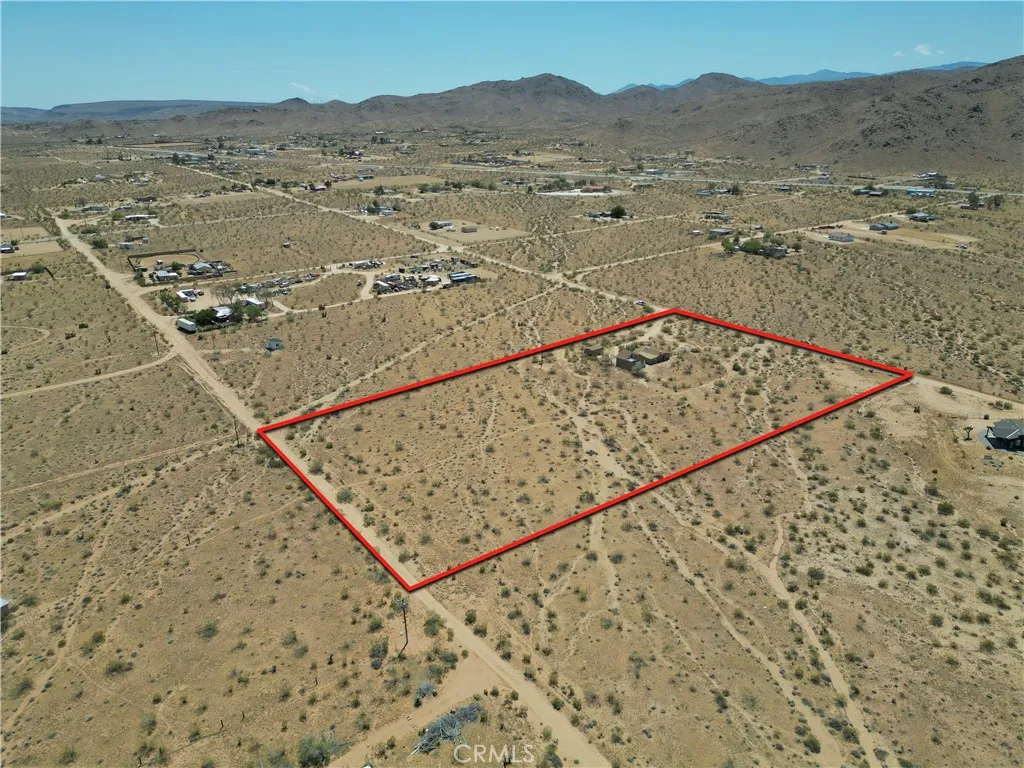 2029 Wamego, Landers, California 92285 home-pic-27