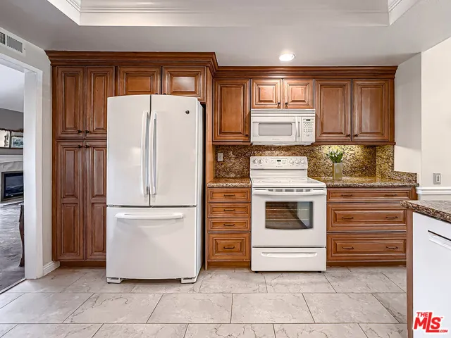 20151 Village 20, Camarillo, California 93012