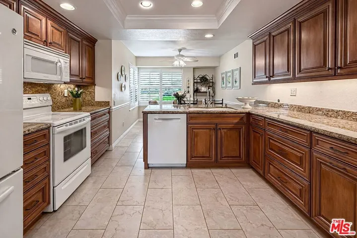 20151 Village 20, Camarillo, California 93012