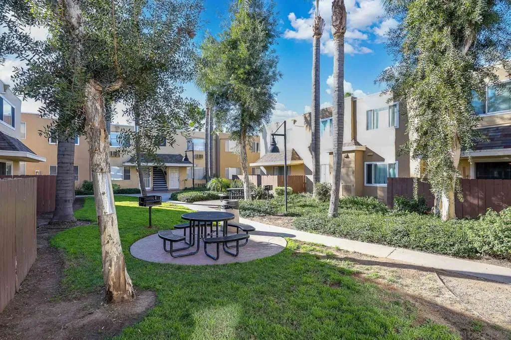 459 Ballantyne St 31, El Cajon, California 92020 home-pic-15