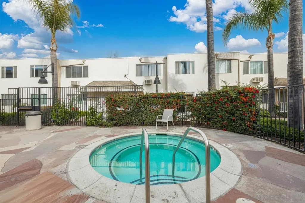 459 Ballantyne St 31, El Cajon, California 92020 home-pic-19