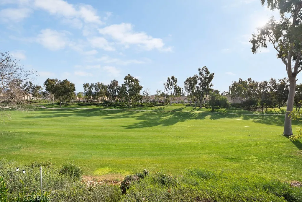 15 Via Floria, Rancho Santa Margarita, California 92688 home-pic-33