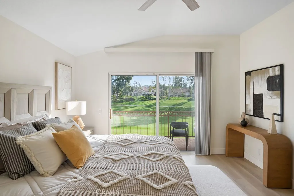 15 Via Floria, Rancho Santa Margarita, California 92688 home-pic-20