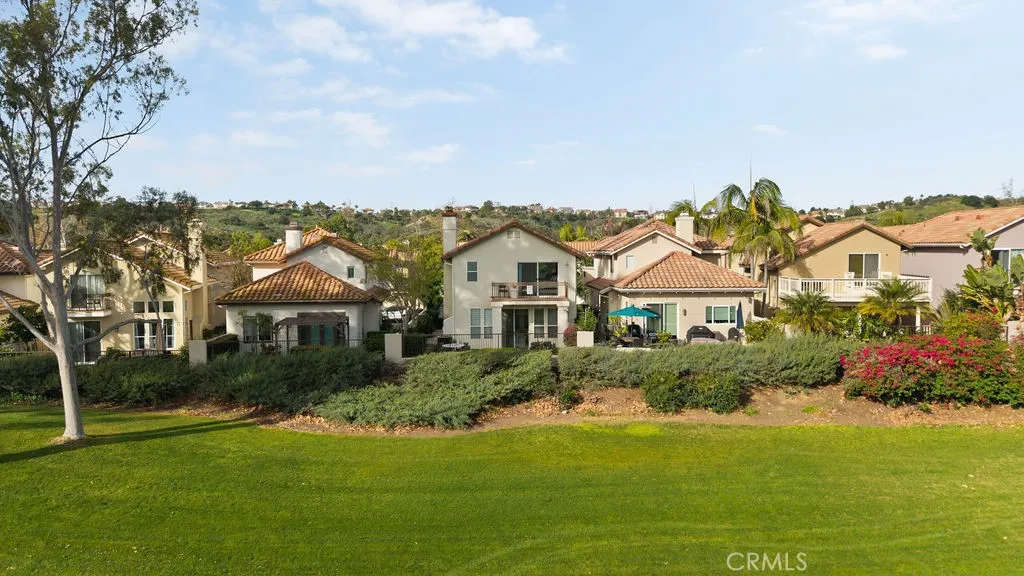 15 Via Floria, Rancho Santa Margarita, California 92688 home-pic-35